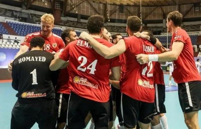 الأهلي يواجه سموحة في نهائي السوبر المصري لكرة اليد