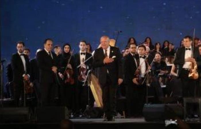 أحيي مصر على الإنجازات العظيمة