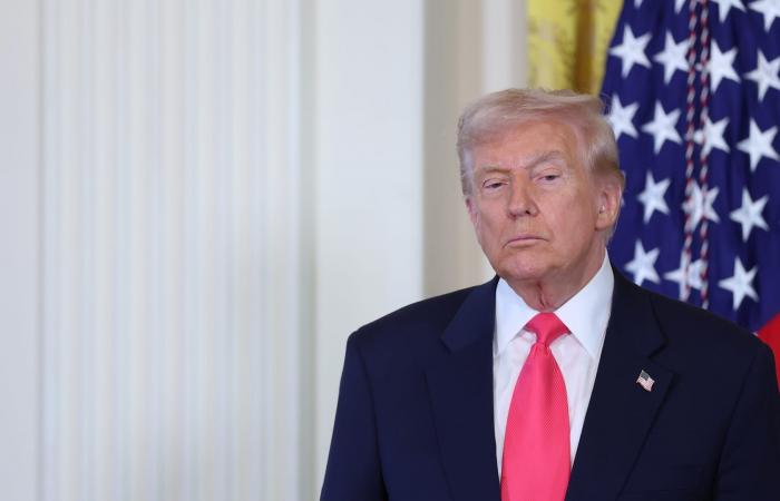 ماذا قال ترامب عن “الفتيات” المشار إليهن في رسالة إبستين؟