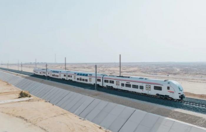 مصر تتخذ خطوة كبيرة نحو إطلاق مشروع “قناة السويس على سكك حديدية”