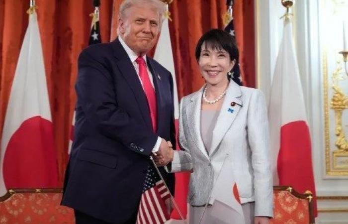 رئيسة الوزراء اليابانية تدعم إمكانية نشر أسلحة نووية أمريكية