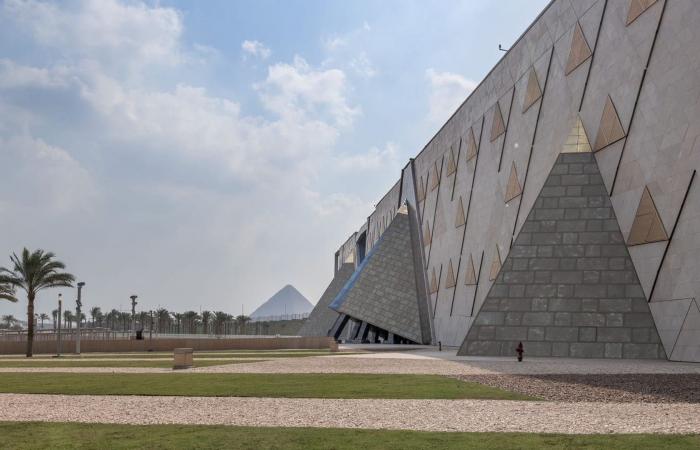 المتحف المصري الكبير يعلن بدء تطبيق نظام الحجز المسبق للزوار