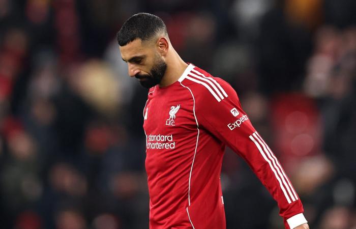 : هذا ما فعله محمد صلاح بعد خسارة ليفربول من آيندهوفن