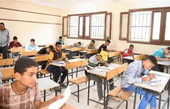 150 دولار للطالب.. خطوات سداد رسوم التقدم لامتحانات المصريين بالخارج 2026