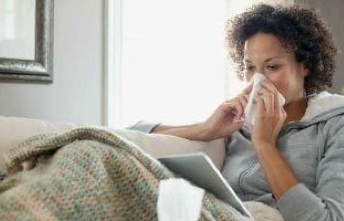 هيئة الدواء توجه رسائل مهمة للحماية من إصابات نزلات البرد والأنفلونزا