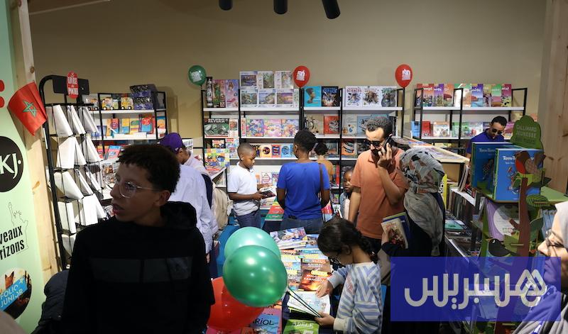 ناشرون يراهنون على رفع رهان غرس حب الكتاب لدى الأجيال الصاعدة