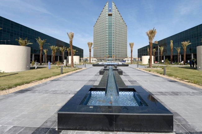 حملة تطعيمات شاملة لموظفي «التطبيقي»