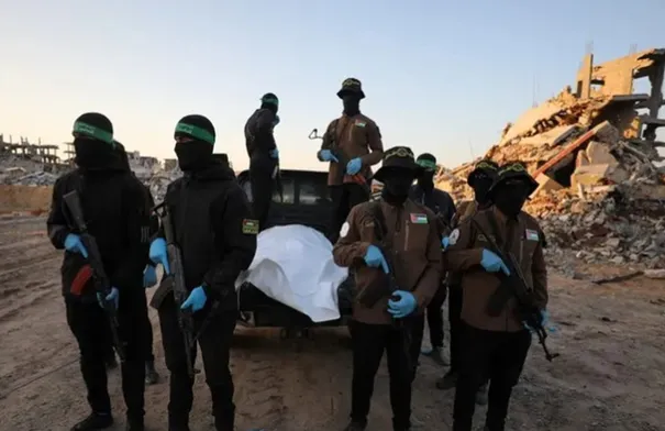 إسرائيل تبحث في القاهرة مع الوسطاء استعادة آخر أسير…