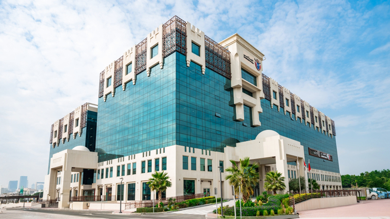 إلزام تاجر بسداد 1.4 مليون درهم قيمة سيارات تعهد بشرائها