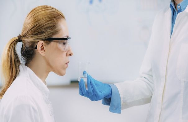 ضعف حاسة الشم قد يكون مؤشرا مبكرا على أمراض خطيرة…