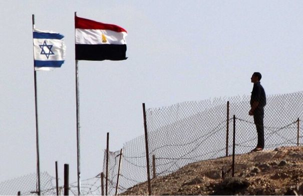 تجسس إسرائيلي يستهدف ملايين الهواتف المصرية…