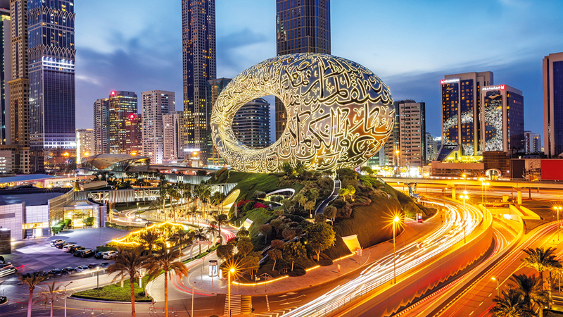 حمدان بن محمد يعتمد تقنية تسجيل الوصول الفندقي الرقمي