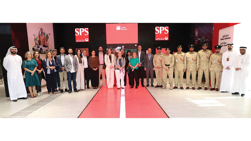 وفد حكومي برازيلي يطلع على منظومة العمل الشرطي الذكي في شرطة دبي