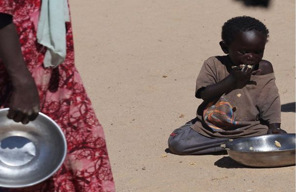 تقليص حصص الغذاء في السودان بسبب نقص…