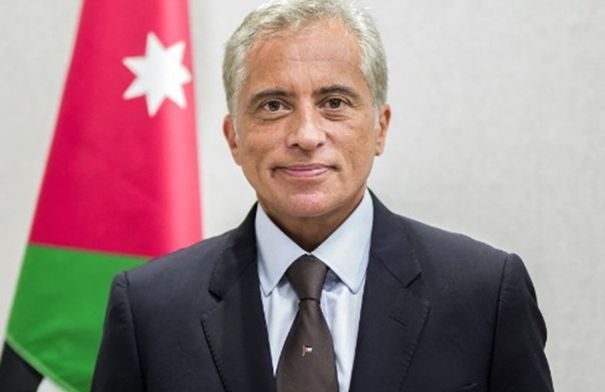 رئيس الوزراء يهنىء النشامى ويدعو للنعيمات…