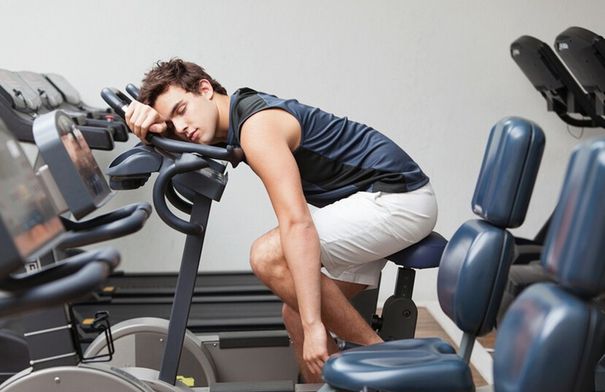 دراسة تكشف الأولوية بين النوم والرياضة…