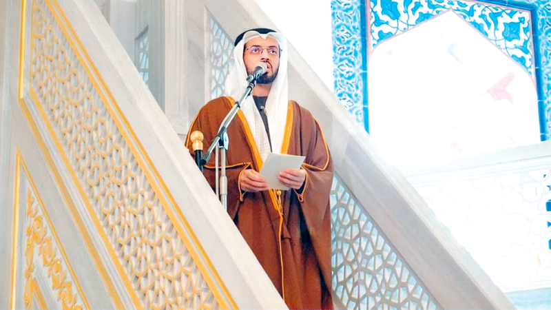 تقديم موعد صلاة الجمعة قرار مجتمعي سببه «لمة العائلة»