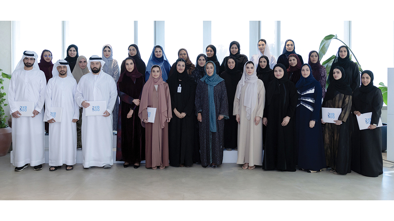 المكتب الإعلامي لحكومة دبي يحتفي بتخريج الدفعة الثالثة من برنامج «DXB500»