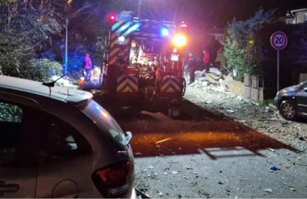 مقتل طفلين جراء انفجار بمبنى سكني في فرنسا…