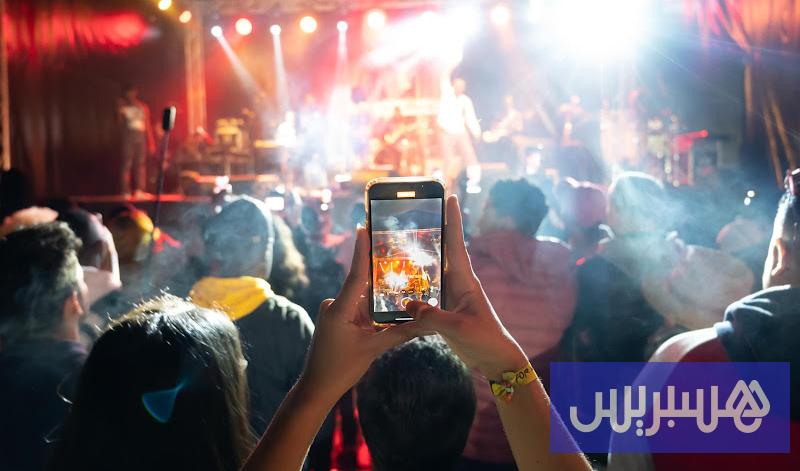 جدل يرافق استخلاص حقوق المؤلفين