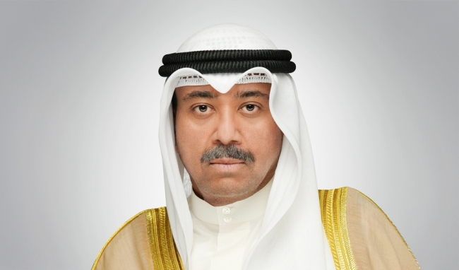 وزير الدفاع يهنئ نظيره البحريني بالعيد الوطني الـ 54 للمملكة