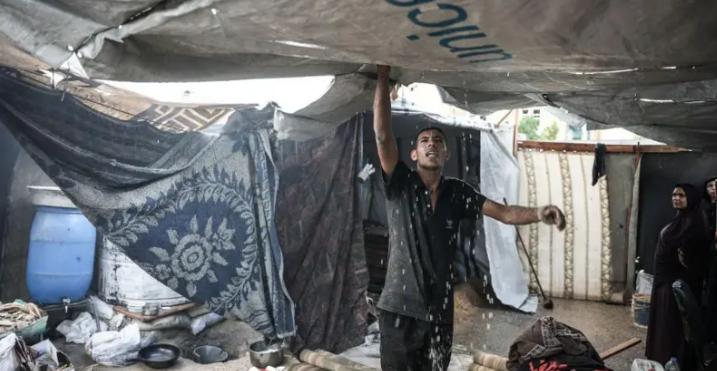 الأونروا تجدد دعوتها لإدخال المساعدات الإنسانية إلى غزة فورا