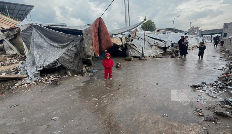 البرد القارس يودي بحياة رضيع في خان يونس جنوب قطاع غزة