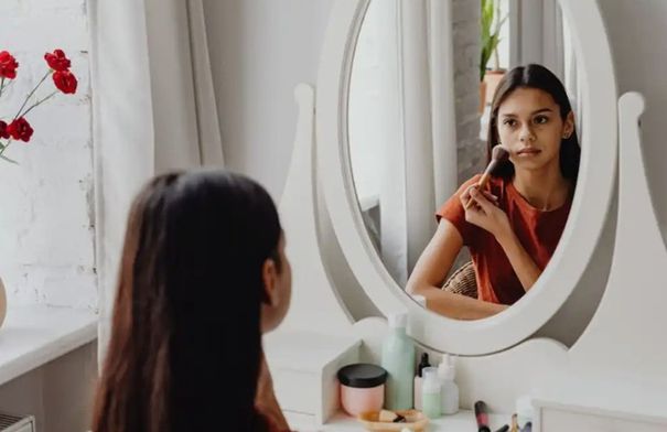 8 نصائح لتحسين إطلالتك قبل العام الجديد بأقل التكاليف…