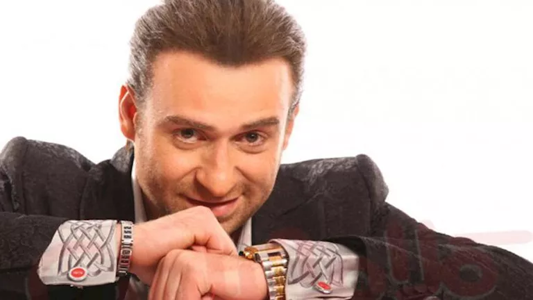 نضال الشافعي ينتهي من تصوير فيلم “ساعة قبل الفجر”