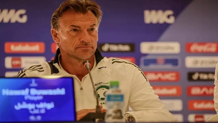 رينارد يوجه رسالة غريبة لمدرب الأردن: “عليك أن تتمهل”