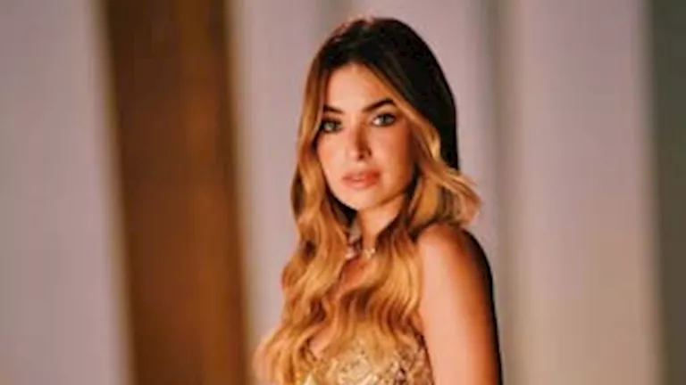 هاجر السراج تخطف الأنظار بإطلالة شتوية في أحدث ظهور