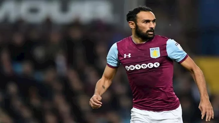 “أنت عار”.. المحمدي يفتح النار على كاراجر دفاعا عن صلاح