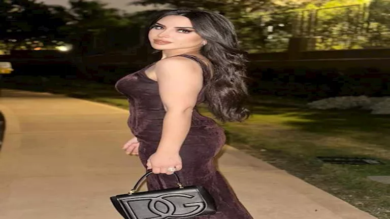 19 صورة جديدة لزوجة محمد عواد والجمهور يعلق