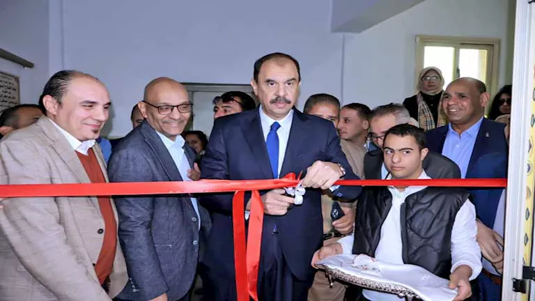 احتفاء بيومهم العالمي.. سوهاج تهدي ذوي الإعاقة “نادي الإيمان” المطور