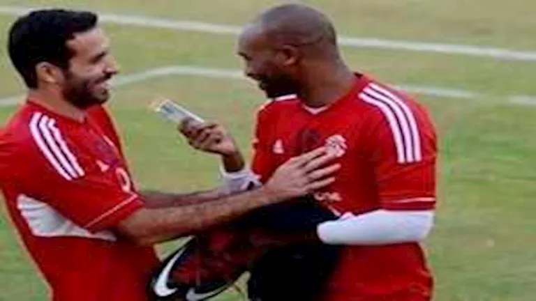 15 صورة تسرد علاقة محمد أبو تريكة بمحمود عبد الرازق شيكابالا