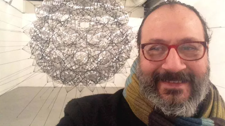 أشرف شاكر يعرض “موزون” بالأوبرا.. الاثنين