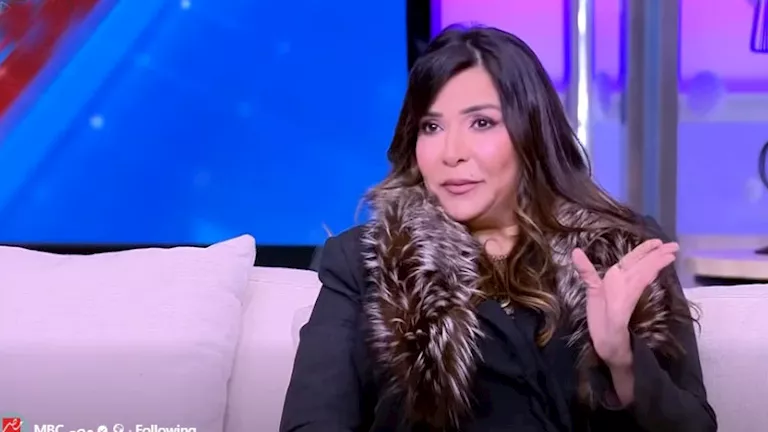 “فيلر دائم بجانب الجيوب الأنفية”.. جيهان قمري تكشف معاناتها مع عمليات