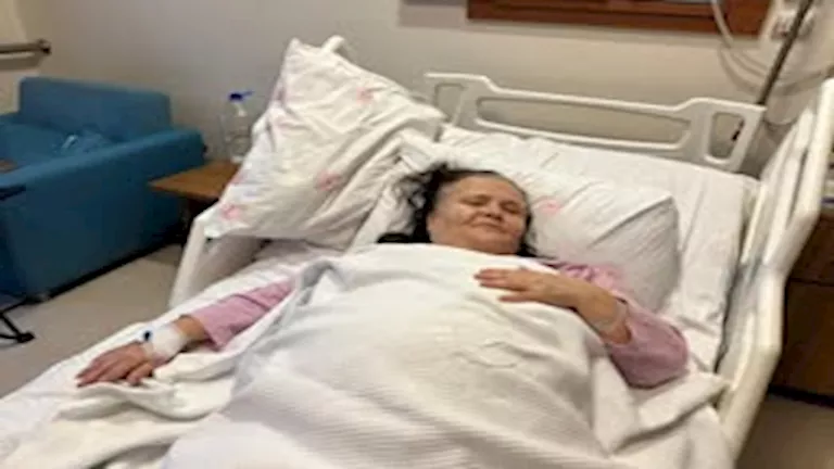 استخراج 20 ألف حصوة من مرارة سيدة