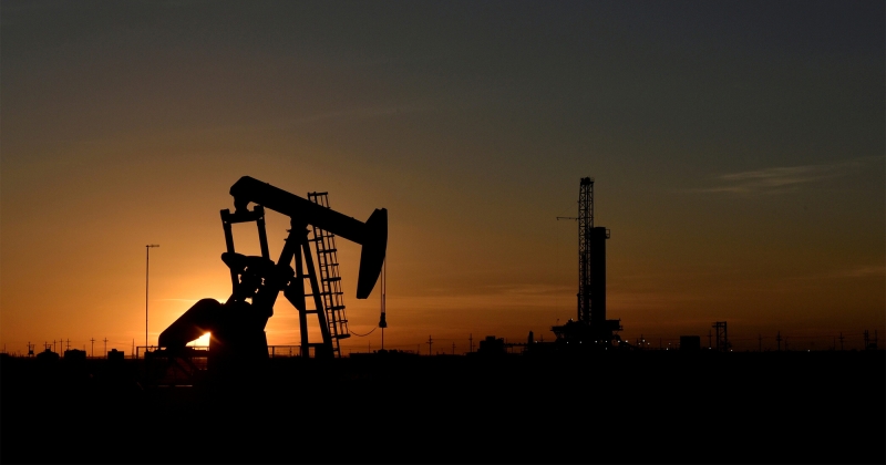 النفط يرتفع بعد قرار أوبك+ إبقاء مستويات الإنتاج دون تغيير