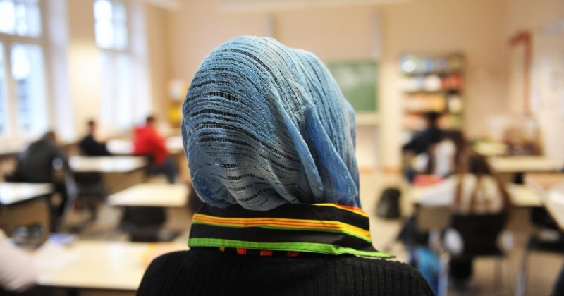 البرلمان النمساوي يقر حظر الحجاب في المدارس