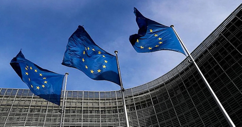 الأوروبي يقر تجميد الأصول الروسية إلى أجل غير مسمى تمهيداً لاستخدامها في دعم أوكرانيا