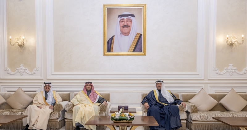 الأمير تركي بن محمد يصل البلاد في زيارة رسمية