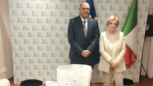 جبران يبحث تنظيم وتشغيل العمالة المصرية عبر مسارات قانونية وآمنة بإيطاليا