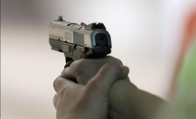 الرصاص يضع حدا لاعتداء خطير استهدف شرطيا وزوجته بالبيضاء