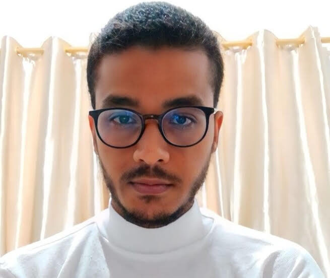 المقاهي تحت القانون: حقوق المؤلف في مواجهة أصحاب المقاهي