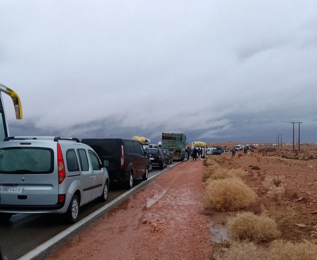 سيول طوفانية تقطع طرقا إقليمية وجهوية وتلحق خسائر في البنية التحية بجهة درعة تافيلالت