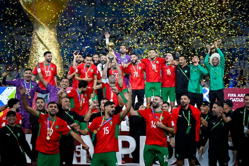 المغرب يتوّج بكأس العرب ويؤكد شخصية البطل