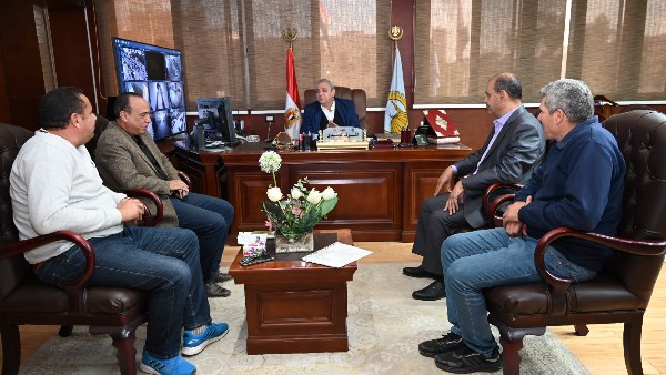 الغربية تضع لمساتها الأخيرة على حديقة الأندلس.. والجندي: تذليل معوقات المرافق تمهيدًا لافتتاح أكبر متنفس أخضر بالمحافظة الغربية تضع لمساتها الأخيرة على حديقة الأندلس.. والجندي: تذليل معوقات المرافق تمهيدًا لافتتاح أكبر متنفس أخضر بالمحافظة