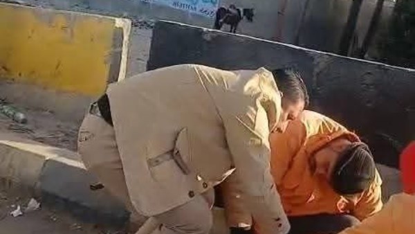 ثوانٍ أنقذت روحا.. كواليس بطولة مشرف الإسعاف في واقعة ابتلاع اللسان ببني سويف