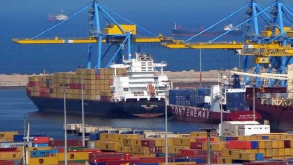 تداول 17 ألف طن بضائع عامة ومتنوعة بموانئ البحر الأحمر